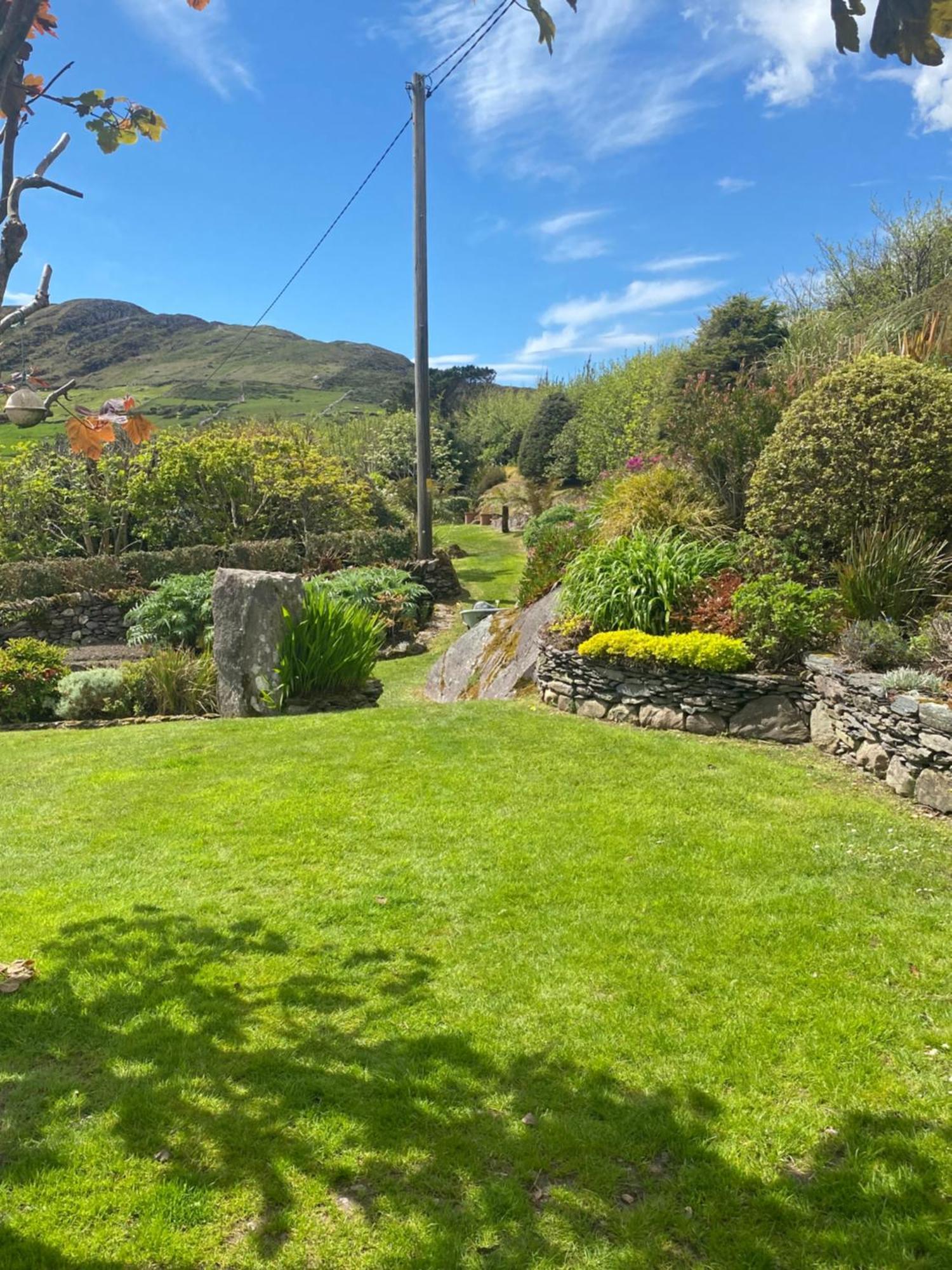 Unique Old Stone Cottage Killarney Exterior foto