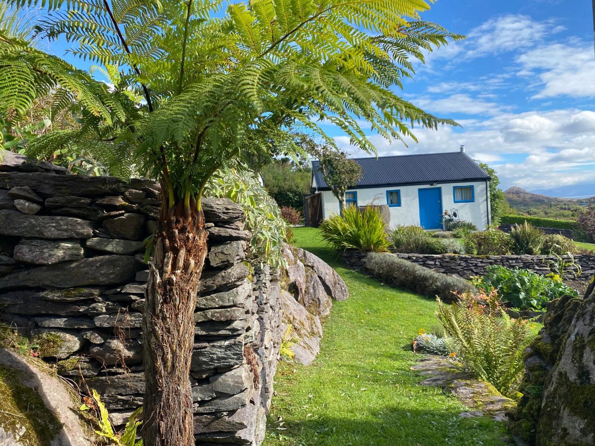 Unique Old Stone Cottage Killarney Exterior foto
